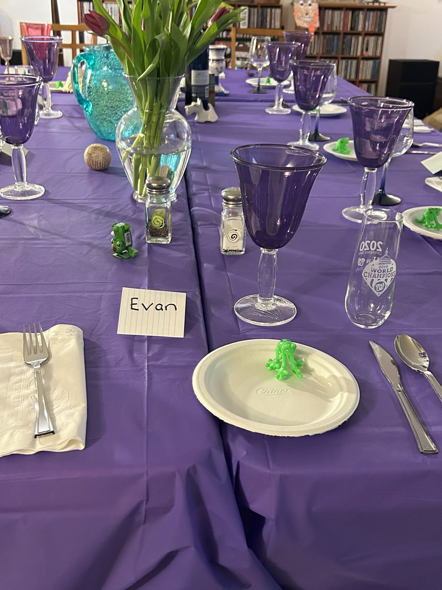 An empty seat at our seder table last night for Evan Gershkovich, the @WSJ reporter wrongly detained in Russia on bogus spy charges for more than a year. #FreeEvan