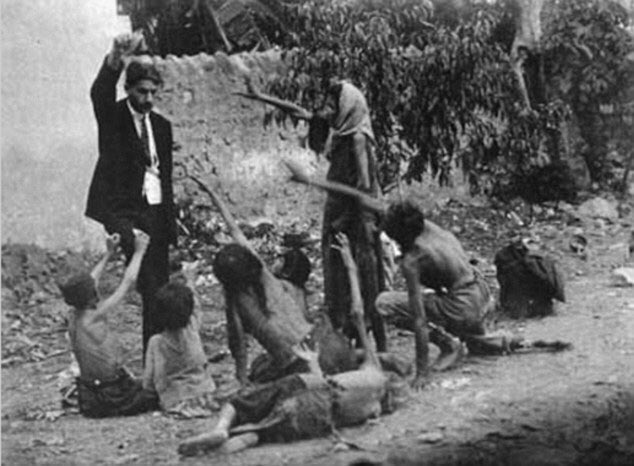 #WW1 #History 1915

A well fed, Ottoman Turkish official, teases starving #Armenian children during #ArmenianGenocide in Turkey

#HumanRightsViolations #GenocideAwarenessMonth #WarCrimes #CrimesAgainstChildren #CrimeAgainstHumanity #EthnicCleansing
#GenocideArmenien #Genocide1915