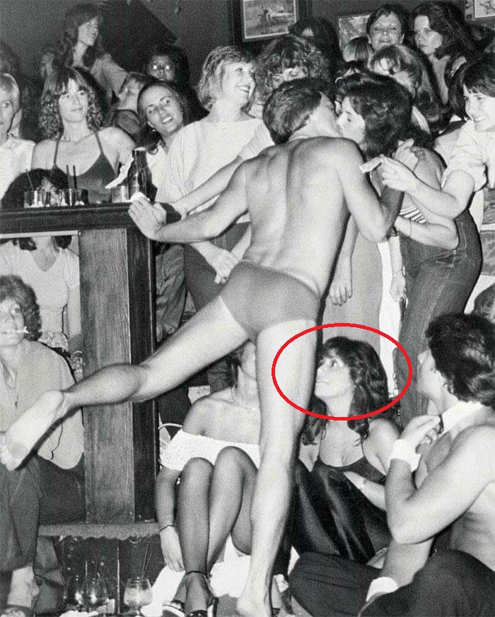 First Chippendales Club, Los Angeles, 1979. Fess up, who's mom is this? lol