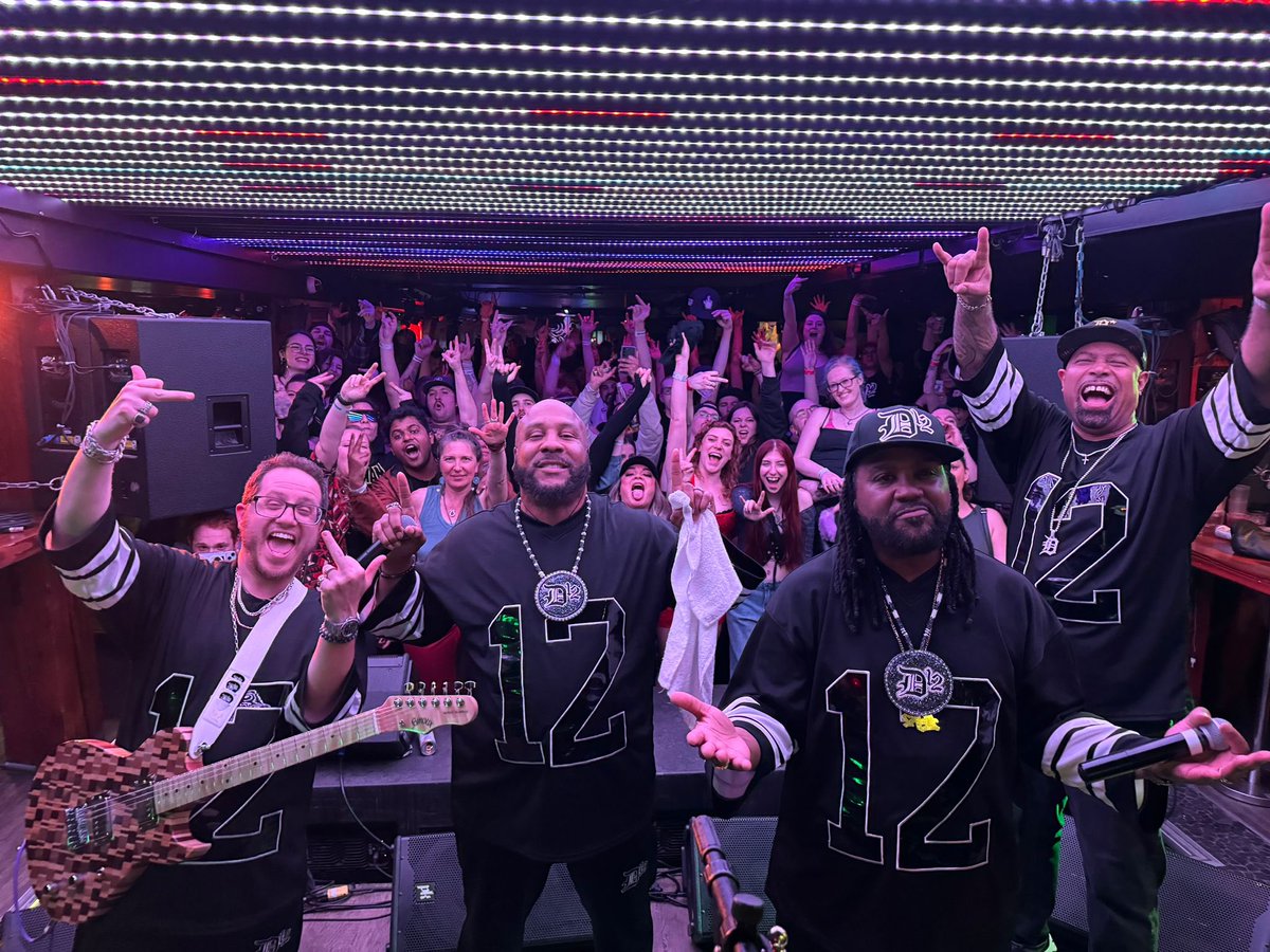 Nelson!!!

Thank you so much for having us, you were LIT!!!

@D12
@McVayD12 
@KunivaD12 
@DJInvisible313 

#D12 #Canada #Nelson #20thAnniversary #Tour #DirtyJake #BocaJMusic #BassmentSounds
