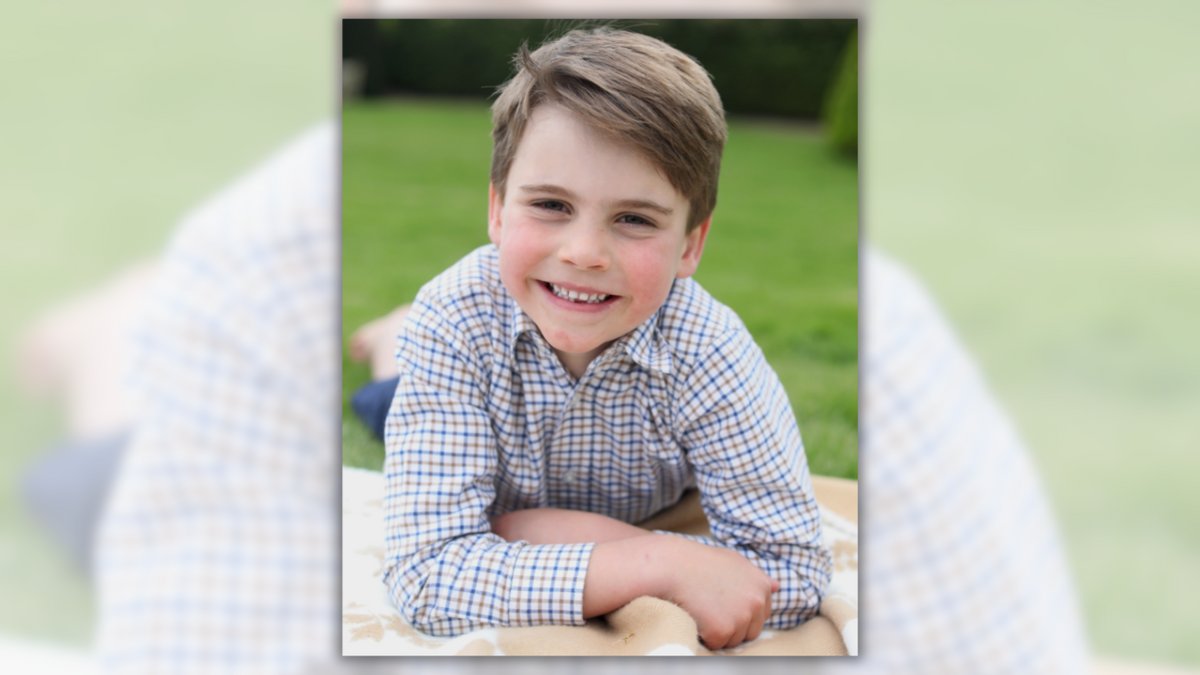 There's an ongoing kerfuffle over the recent release of Prince Louis' official sixth birthday photo, which some online posts are claiming is actually 2 years old. snopes.com/fact-check/pri…