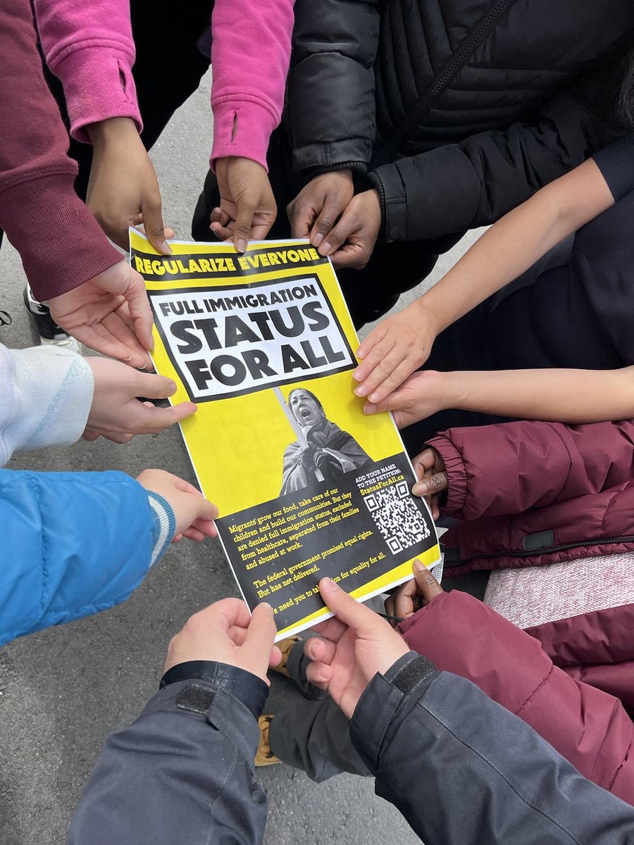 IsisIntrepid's tweet image. Local constituents in @FilomenaTassi&apos;s riding were supported by @MigrantRightsCA, @ButterflyCSW, and @SWAPHamilton this week to drop off the nearly 40,000 petition signatures supporting #StatusForAll and a regularization program for migrants as promised by @liberal_party…