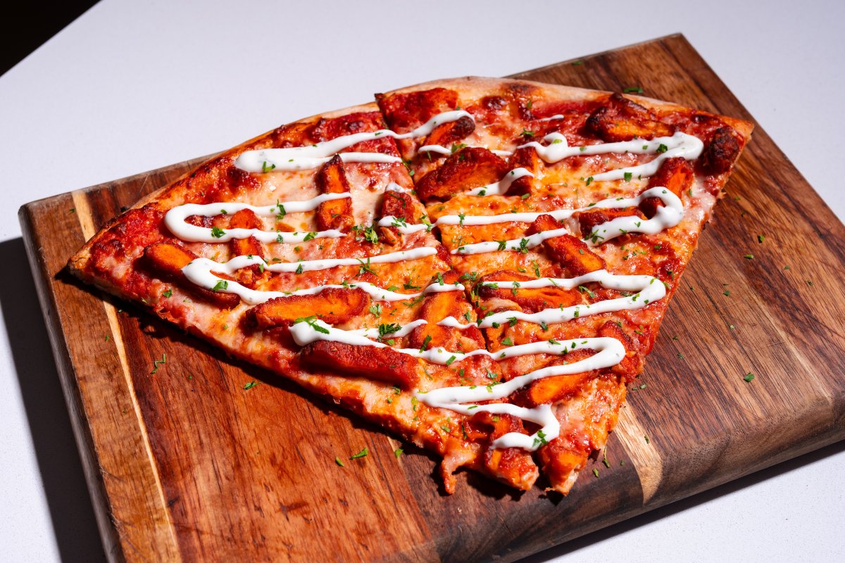 UBS Arena (@ubsarena) on Twitter photo Playoffs are here and we're eatin' good ๐ Check out these special items at Thursday & Saturday's <a href="/NYIslanders/">New York Islanders</a> games:
๐น Light The House Cocktails (all bars)
๐ญ Bratwurst sausage with braised red cabbage on a pretzel bun (Section 103)
๐ Classic NY Style Buffalo chicken & ranch Playoffs are here and we're eatin' good ๐ Check out these special items at Thursday & Saturday's <a href="/NYIslanders/">New York Islanders</a> games:
๐น Light The House Cocktails (all bars)
๐ญ Bratwurst sausage with braised red cabbage on a pretzel bun (Section 103)
๐ Classic NY Style Buffalo chicken & ranch