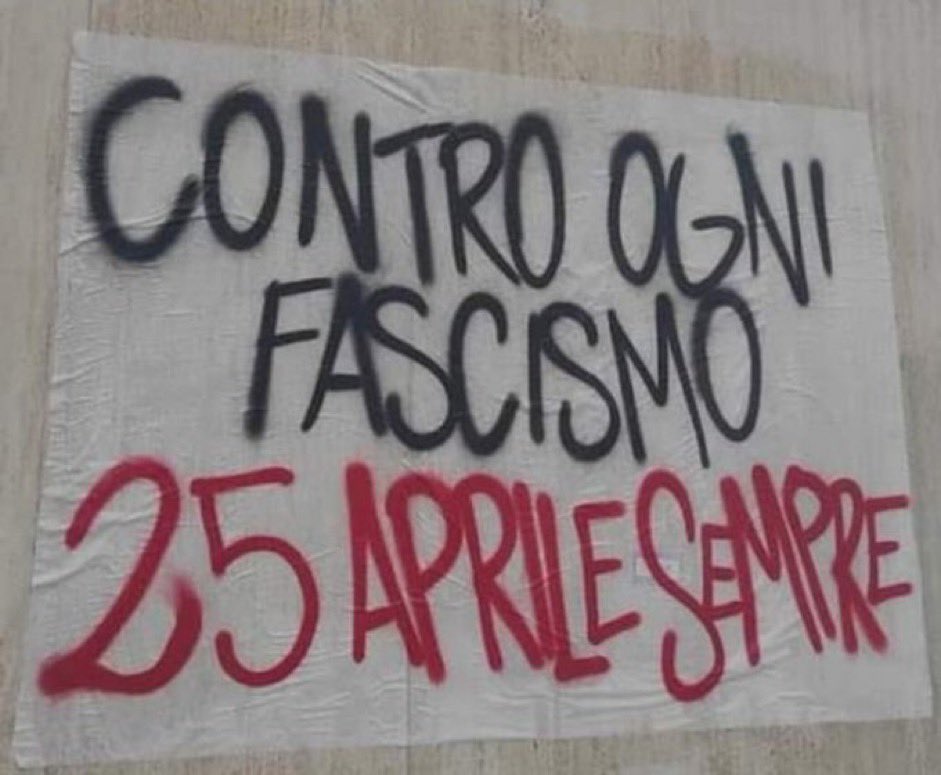 il fascismo è una montagna di merda.
da sempre e per sempre.