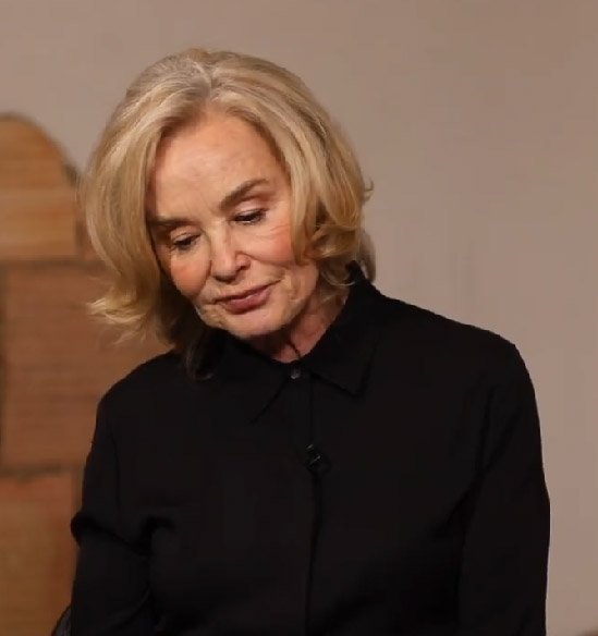 Every time I see new Jessica content I just want to cry because she makes me so happy and I feel so proud of her. 
My most beautiful girl♥️