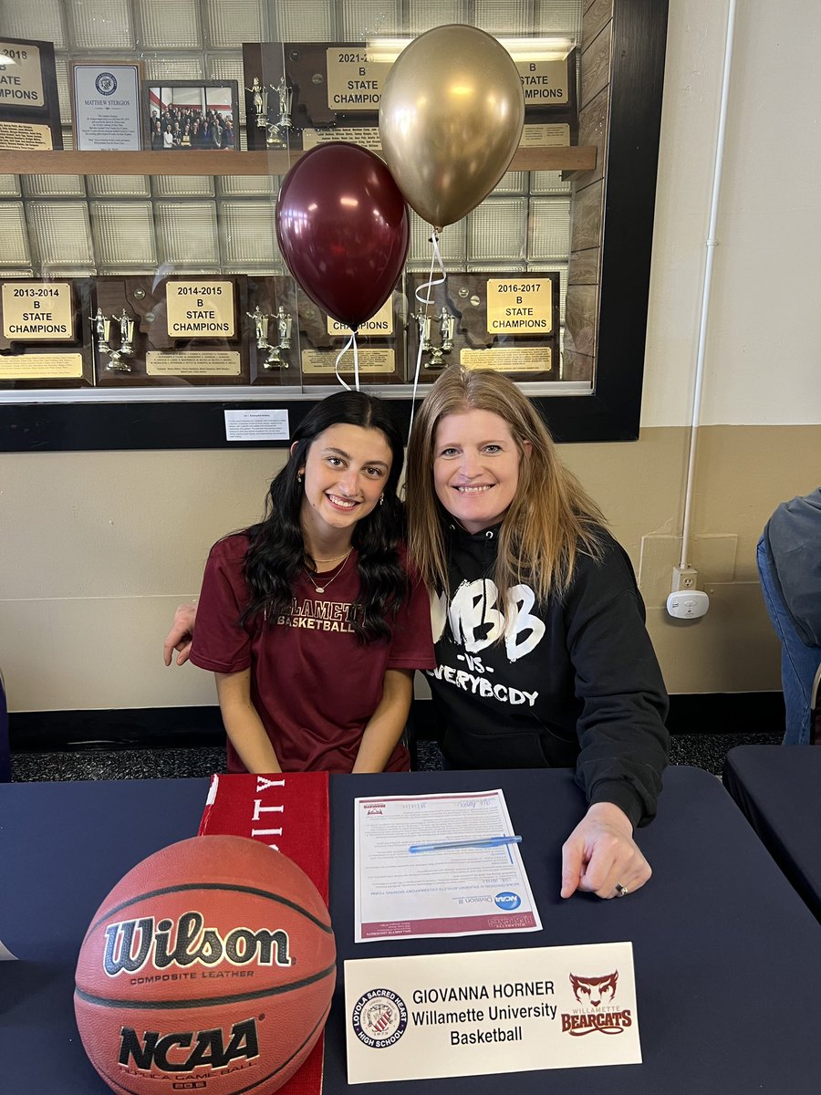#TeamLWJ 2024 Girls Basketball SIGNING DAY- Gio Horner

Join me in celebrating Gio Horner from Loyola Sacred Heart, who has officially signed to play for the reigning NWC Conference Champions, Willamette Women's Basketball!

It’s been an incredible journey working with Gio for