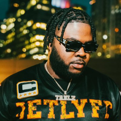 Tae_lz's tweet photo. #NewProfilePic https://t.co/VPe819oSb5