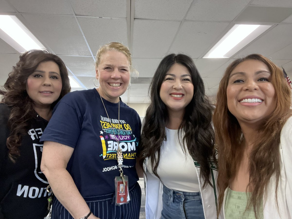 Exciting day at @OakBrownBears watching and seeing students in action. #engaged #allmeansall Thank you @VillagomezMyra and @BrownBearPRIDE for your leadership. @zjgalvan @LCortezGUSD @GUSDEdServices @GUSDSPEDSTUDSER