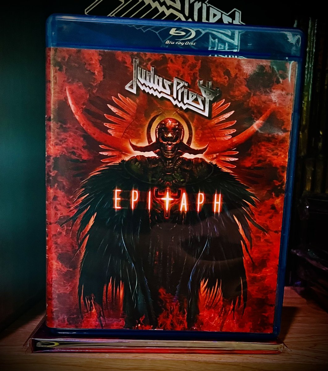 I am really starting to get in to the Priest spirit, ya think!?!
📺🎶🤘😎🤘

#NowWatching #JudasPriest #Epitaph #PhysicalMusic
