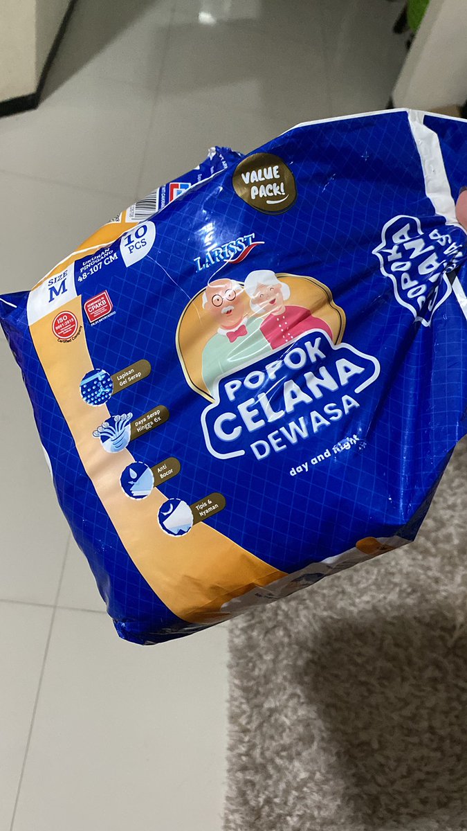 Kemarin niat pake ini buat concert. Ngetes pake 2 kali tapi gk cocok, diaku cuman cocok sekali pake sih. Krn setelahnya berat banged kek masalah hidup. Ujungnya gak kepake buat concert sih