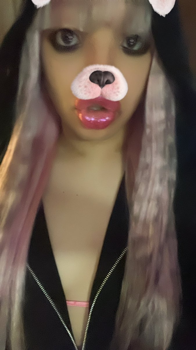 BBYKOCAINE's tweet image. i’m a dog ass bitch!! period😂🤦🏽‍♀️ but at the end of the day..i always got a nigga w that 🔫, niggas in a van type shit..but anyway😂🤦🏽‍♀️ stream GYAT and BUST QUICK!😘 #alllove #badbitchshit #baddest #mylife #yah #badbitch