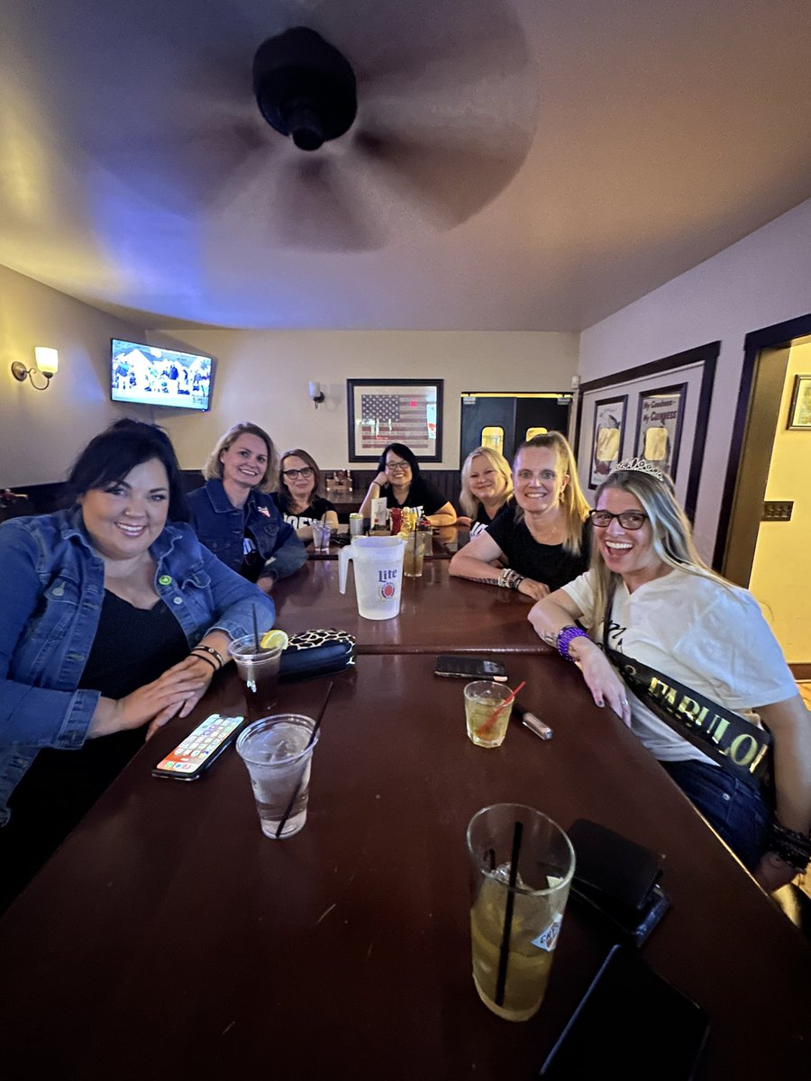 #SaveBlueBloods ❤️💙 while we’re doing karaoke in STC for Cat’s 50th! 😉 <a href="/DonnieWahlberg/">Donnie Wahlberg</a>