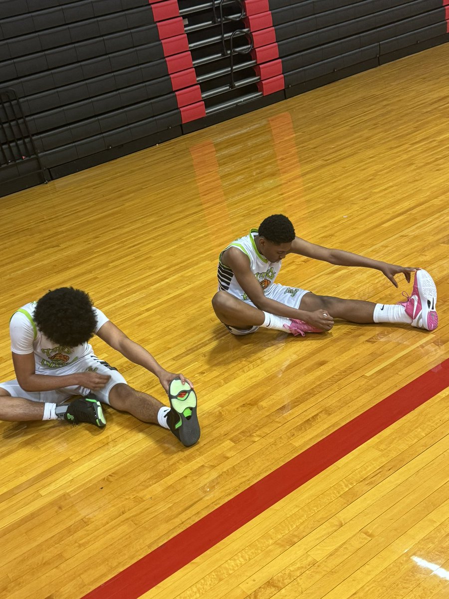 T2GElit3's tweet photo. Proud Of The Gang, Good Start To The @thephcircuit … 1-0 Were On A Mission!!
It’s Business Trip… So proud Of These Young Men And How Far They Have Came!!
💚GANG💚 https://t.co/YmbrMg9pxR