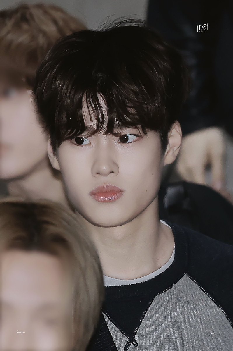 soheeluv_u's tweet photo. 소희의 같은 옷 다른 느낌••• https://t.co/Pm3kxLBp1O