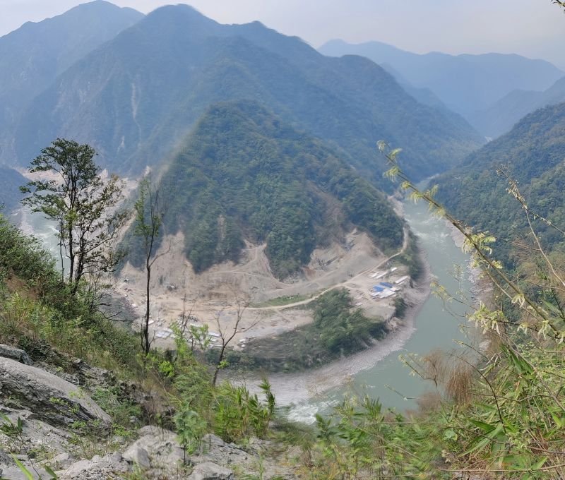 Dibang Multipurpose Dam(2880MW) Arunachal Pradesh. It will be India's largest dam & world's tallest concrete gravity dam- 288m.Apart from electricity,it wil assist in flood control in Assam.After multiple false starts since 2008,work started last year 📷Sharad Jaikar