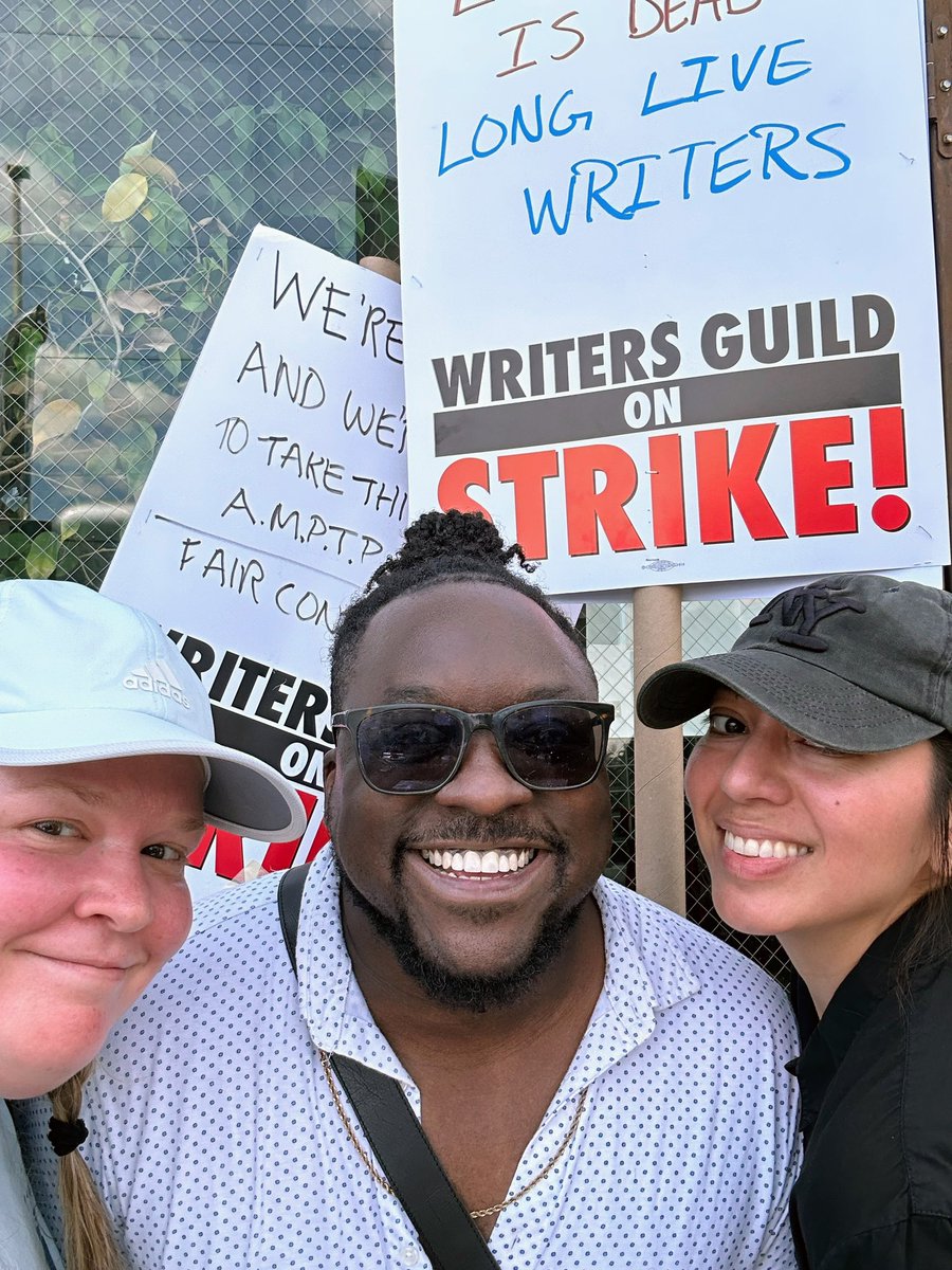 On #OneFightFridays & every day I stand w/ all @IATSE crafts as negotiations continue w/ AMPTP. 1 day longer, 1 day stronger till all get a fair deal! As nothing happens w/o the crew & there’s power in having each others backs. Like they had ours #WGAStrong @sagaftra & @The_AFM.