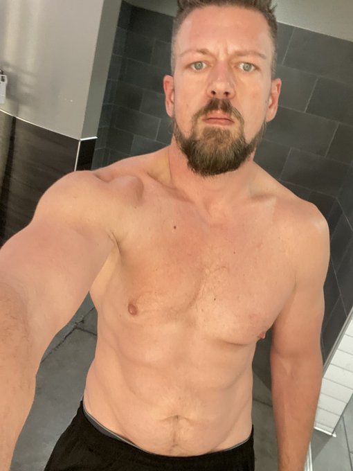 Hit it Hard! https://t.co/LOtlBI8u9F<a href="/tag/mvsales"class="tags"><span>#mvsales</span></a>