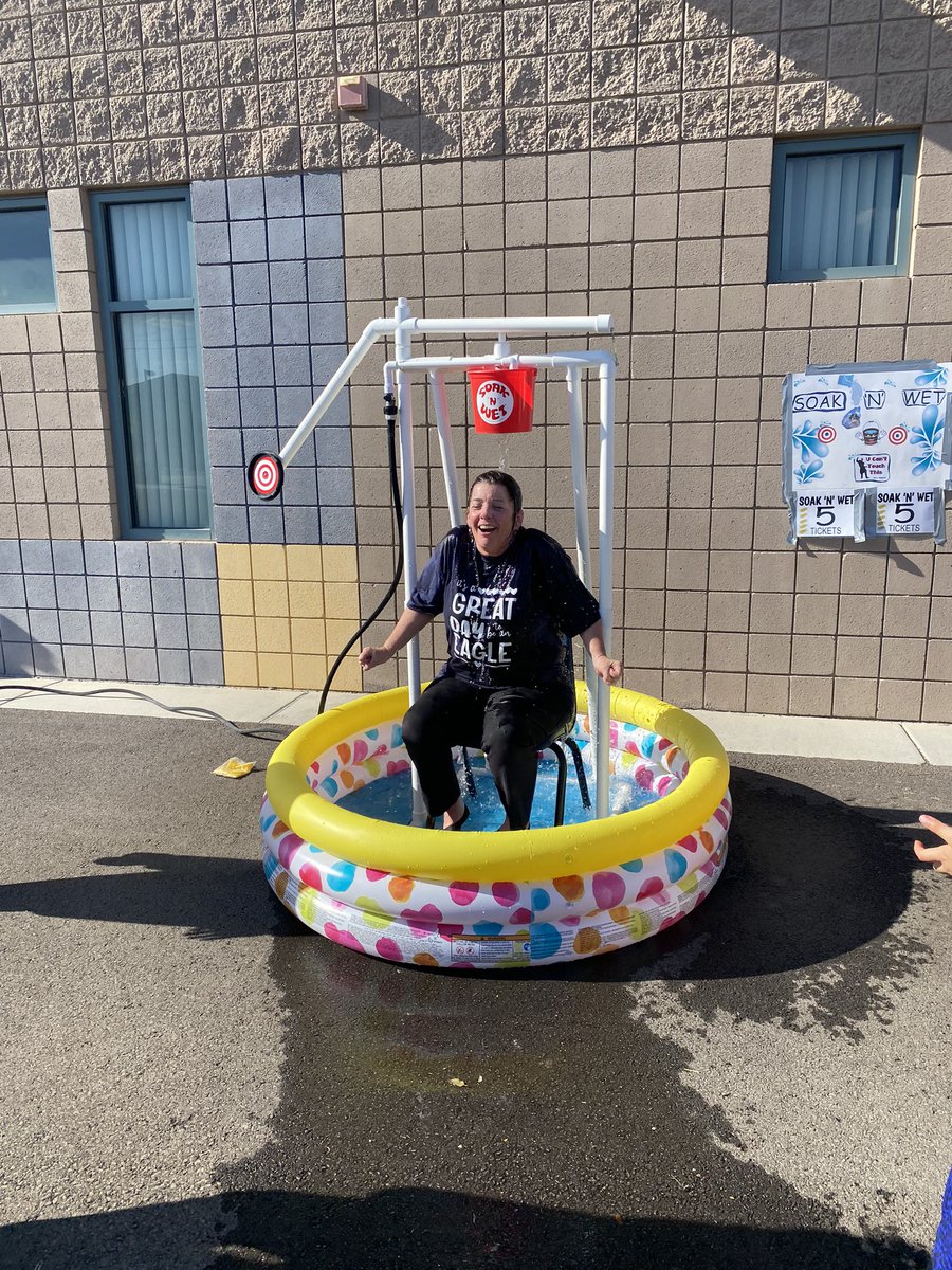 I ❤️serving the Diaz Elementary School community as the principal! Today was our spring carnival, and I got soaked!😂 #principallife @ClarkCountySch #lovemyjob