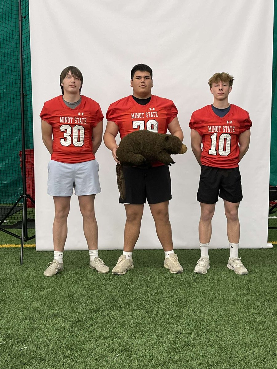 Chase cooper (@chasecooper59) on Twitter photo Thanks for having us out!canβt wait to be back! <a href="/MSUBeaversFB/">Minot State Football</a> <a href="/CoachFam/">Coach Mike Famiglietti βFamβ</a> <a href="/BraedenVolk/">Braeden Volk</a> Thanks for having us out!canβt wait to be back! <a href="/MSUBeaversFB/">Minot State Football</a> <a href="/CoachFam/">Coach Mike Famiglietti βFamβ</a> <a href="/BraedenVolk/">Braeden Volk</a>