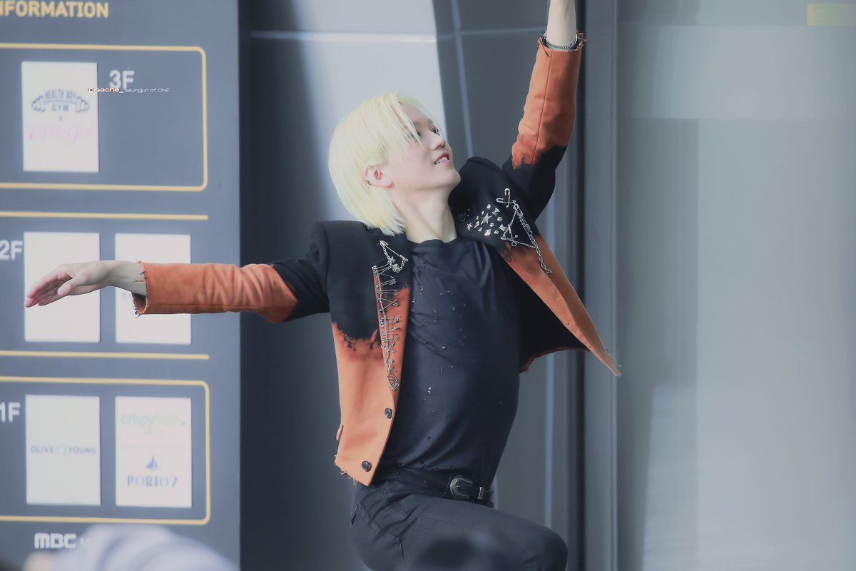 pisache_'s tweet photo. 240413

#온앤오프 #승준 #ONF https://t.co/Motr2dDoUs