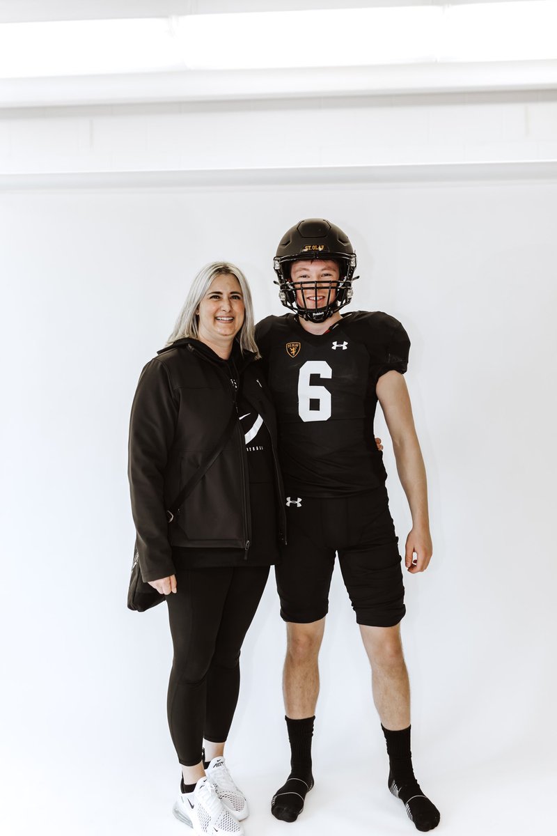 Thank you <a href="/CoachMoonen/">Tony Moonen</a> and <a href="/StOlafFB/">St. Olaf Football</a> for the great junior day!