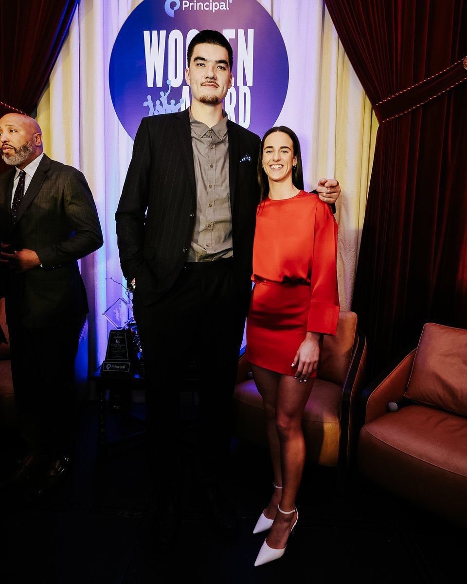 Big Ten in the Big City 🌆

<a href="/bigten/">Big Ten Conference</a> x <a href="/WoodenAward/">John R. Wooden Award</a>