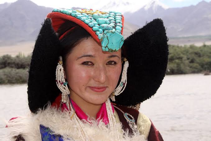 Juley! Ladakh Apricot Blosson Festival 2024 is on from 6 to 18 Apr at various places. 
13 & 14 Apr 2024 at vill Tyakshi, Turtuk. 18 Apr at Saspol near Leh. A must visit for offbeat tourism lovers. Just greet with 'Juley' when u meet a ladakhi 🫡
