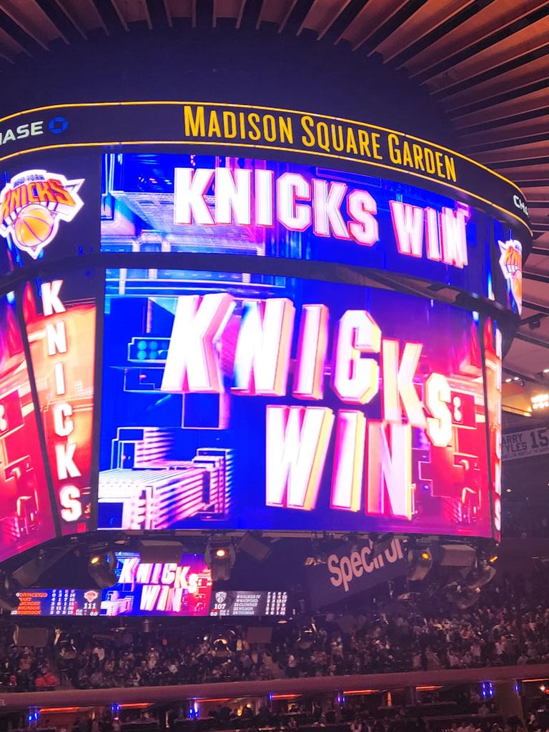 What could be better than @nyknicks once again showing @BrooklynNets who big brothers is (not without a couple scares though 😳)...? Doing it at @TheGarden with your 16 y/o and spending a few minutes with @wallyball and the super cool @McNuttMonica