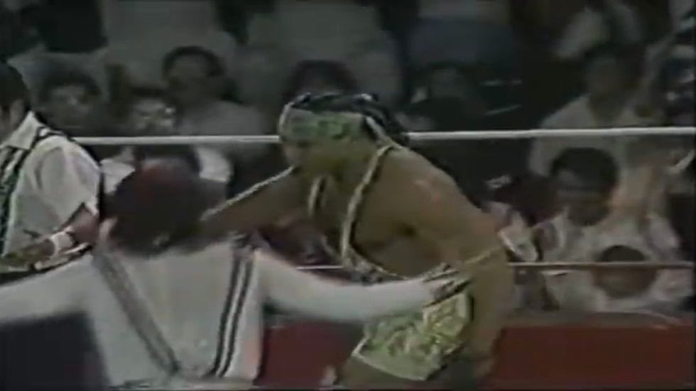 #VIDEO 🎞️

Match of the Day: Konnan, Love Machine & Winners 🆚 La Parka, Fishman & Ice Killer (1993). 🇲🇽

Click on the link to watch this full match ➡️ luchacentral.com/match-of-the-d…

#LuchaCentral #LuchaLibre #ProWrestling #プロレス 🤼‍♂️  

➡️ LuchaCentral.Com 🌐