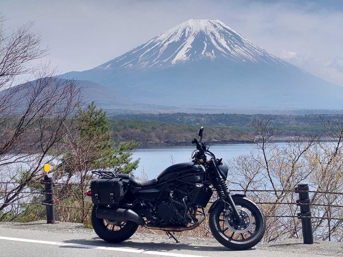 本栖湖からの富士山⛰

#富士山