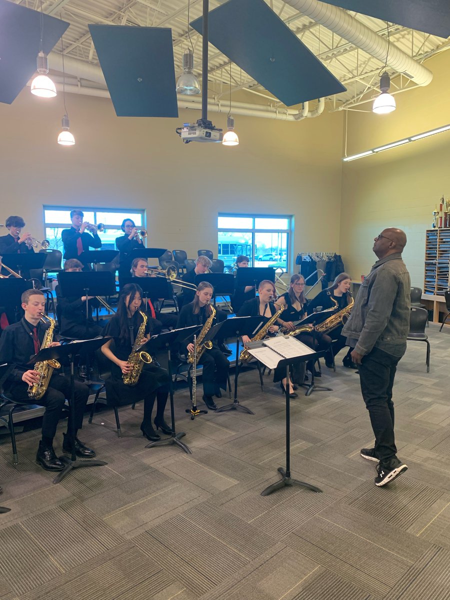 EHSAntlerBands's tweet photo. Presenting this year's NSBA State Jazz Festival Class 3A Champions, the Elkhorn High School Jantlers!!! These kids placed 1st at NSBA State Jazz Festival. Congrats to this dedicated group of musicians and their fabulous director, Mr. Dreessen. 🥇🦌🎶🥇 https://t.co/nuEm0Q6kdD