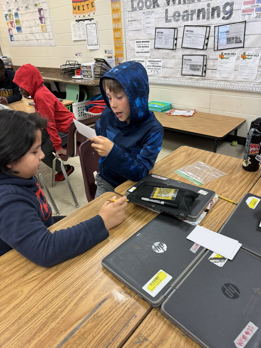 Maranda Bolzenius (@bolzenius_cces) on Twitter photo These 4th graders loved playing Fan N Pick this week; both for team building and to practice using context clues to find meanings of unknown words. <a href="/KaganOnline/">Kagan Publishing & Professional Development</a> <a href="/robyndaileyccsd/">𝓡𝓸𝓫𝔂𝓷 𝓓𝓪𝓲𝓵𝓮𝔂</a> These 4th graders loved playing Fan N Pick this week; both for team building and to practice using context clues to find meanings of unknown words. <a href="/KaganOnline/">Kagan Publishing & Professional Development</a> <a href="/robyndaileyccsd/">𝓡𝓸𝓫𝔂𝓷 𝓓𝓪𝓲𝓵𝓮𝔂</a>