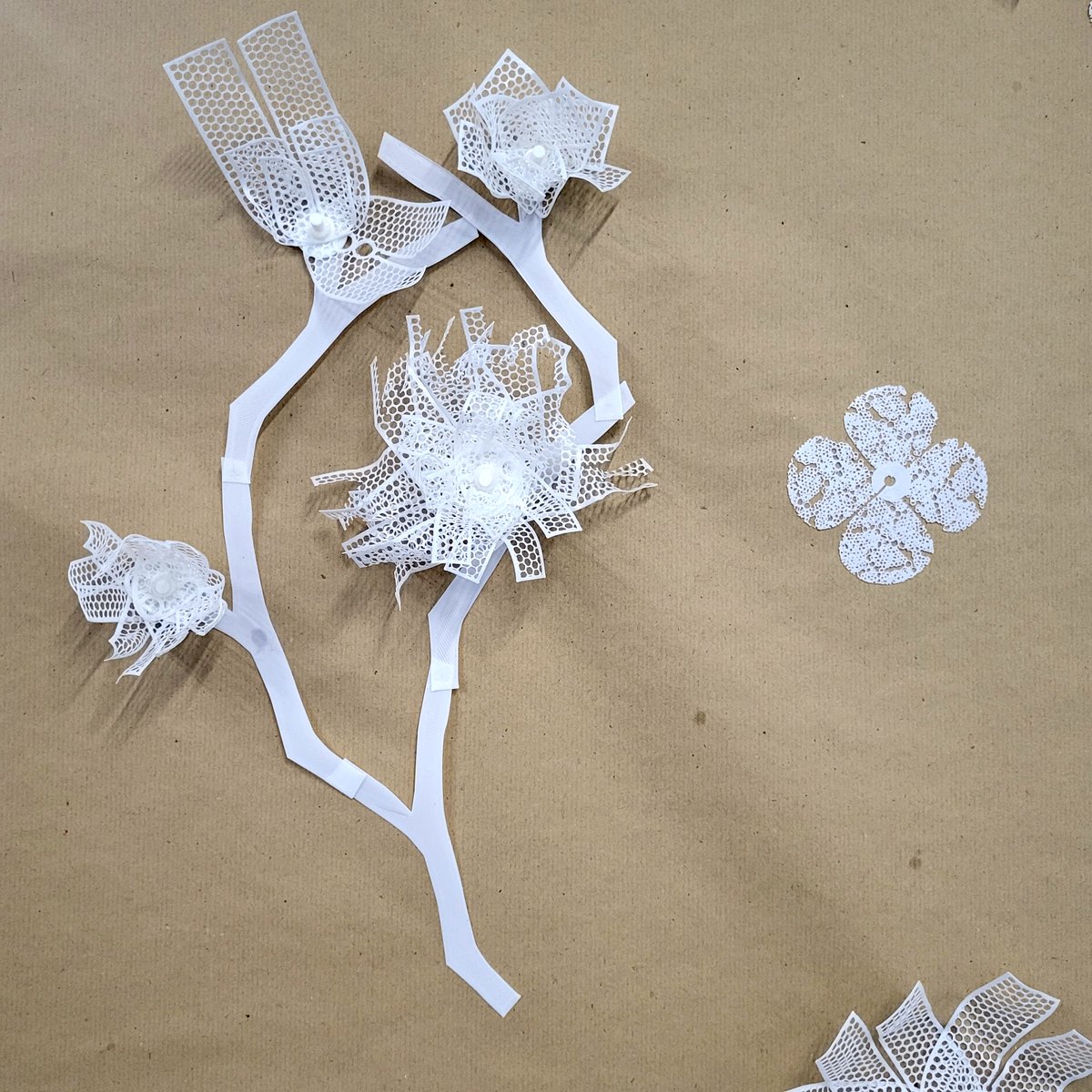 C2CArtists's tweet photo. Emma Davies Stuart Moore Dylan Fox and Priya Chohan Padia have been working on art projects with people in vulnerable situations @NptonHopeCentre  and @SolLaugHavens  A collection of dynamic works from robotics to film and sound to books and curtains by artists and participants. https://t.co/7BPf1nJQYk