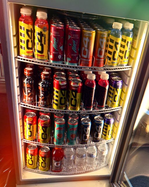Drink cooler is full again! Drinks are back in stock! #suppliments #c4 #c4energy #c4energydrink #preworkout #preworkoutdrink #alaninu #alaninuenergy #jokomolok #protienshake #bestgym #gym #bestgymintown #IUP #indianapa #Fitness #Bang #C4SmartEnergy #Placetobe #Workout