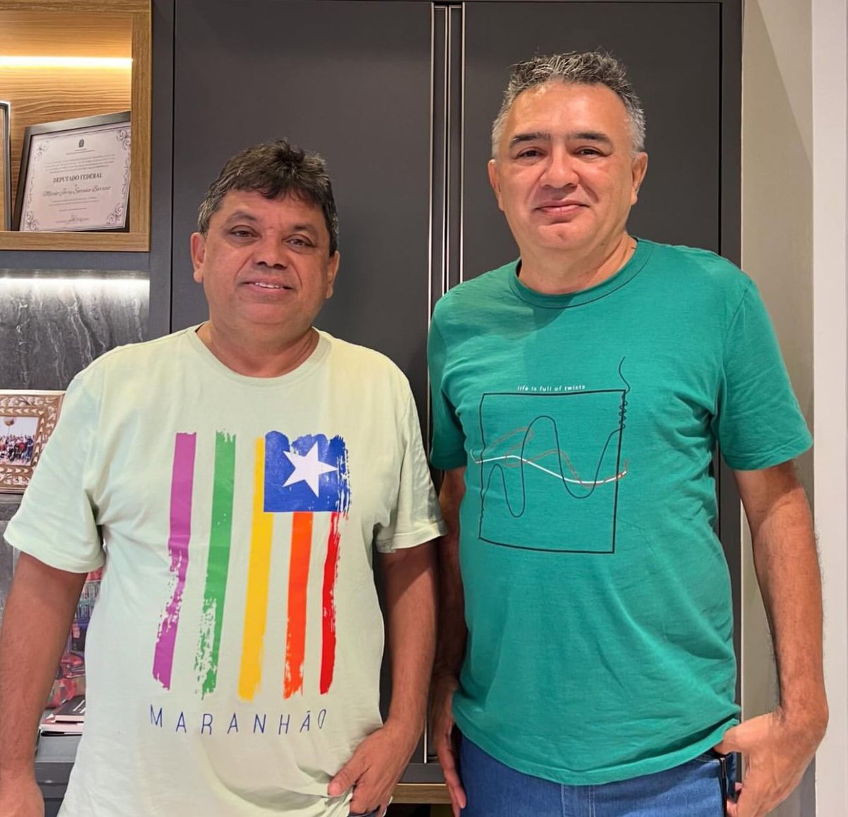 maviorocha's tweet photo. Reunião com deputado federal , @marciojerry , presidente estadual do @pcdobma , na pauta , articulações eleitorais no médio Mearim , São Rdo. doca Bezerra , São Mateus Esperantinópolis, Trizidela do Vale e Lago do Junco .
Fé sempre ! https://t.co/7kTiDaOUGM