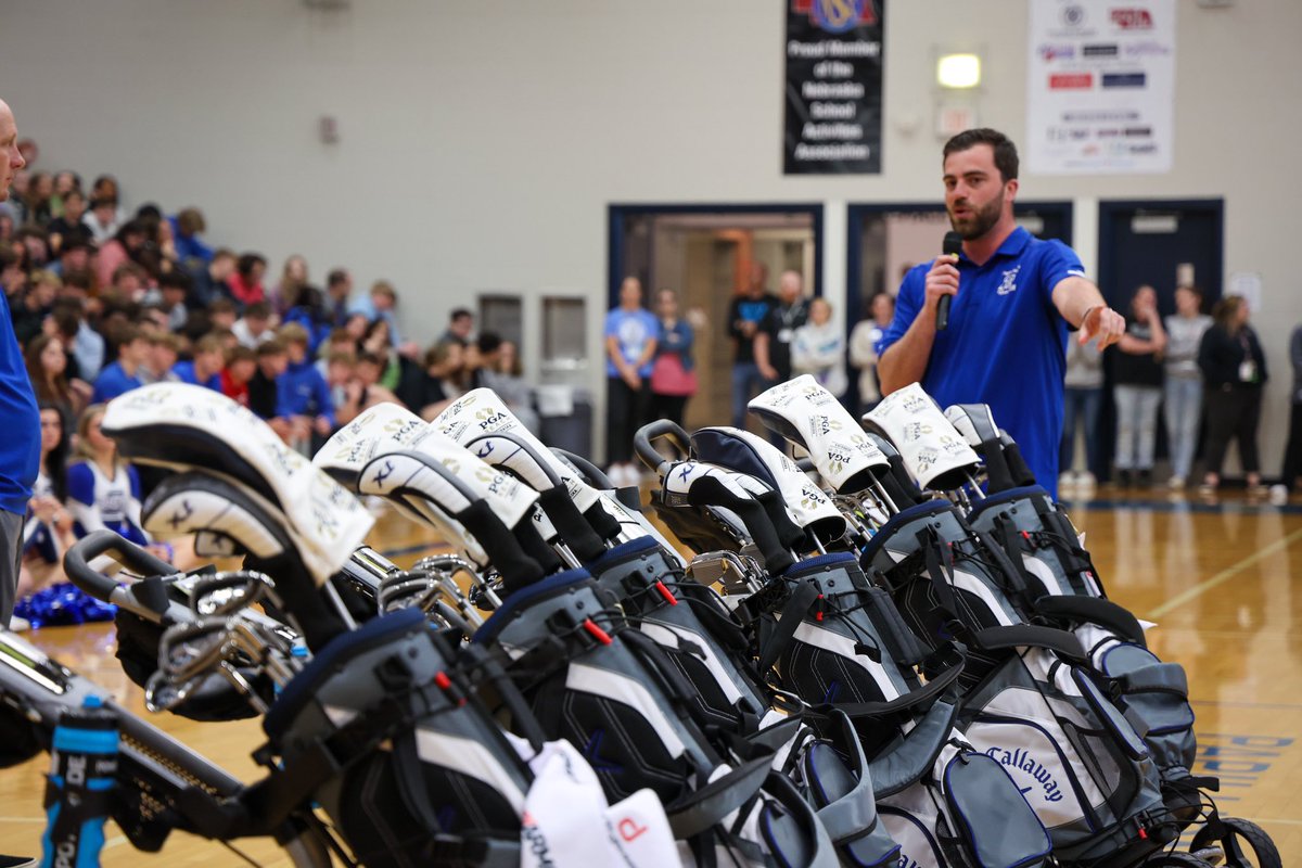 CoachJakeWatson's tweet photo. What an awesome day!  Our girls golf program was awarded 6 new sets of Callaway clubs, 6 sun mountain golf carts, and more gear for the upcoming fall season.  Thank you @NebraskaPGA for helping us grow the game of golf in our community.  We are very excited to get to work! https://t.co/QzRduqtiBM