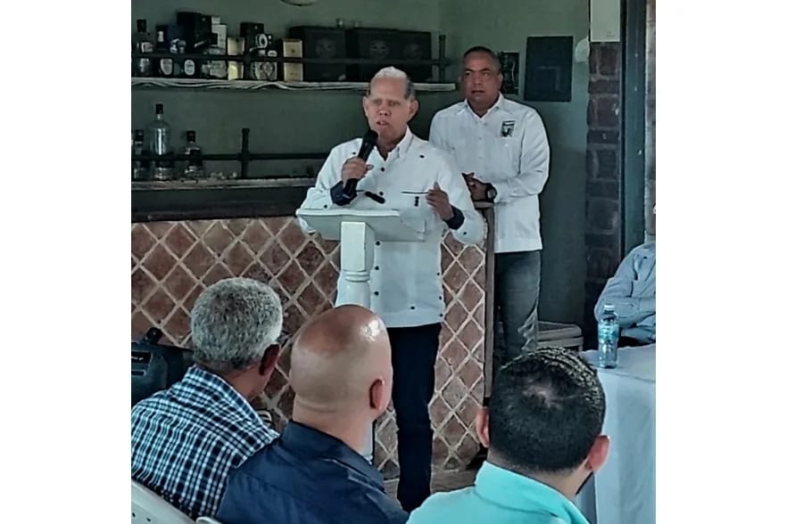 domingomatias's tweet photo. El municipio de Baitoa ya tiene su Plan Municipal de Desarrollo. Ahora toca el compromiso de ponerle presupuesto a los objetivos, resultados y las acciones.

@mineconomiard @fsolidaridad
@fedomurd
#baitoa #Santiago #FEDOMU #fundaciónsolidaridad
#LMD 

#municipalidad  #territorializando #planificación #desarrollo
