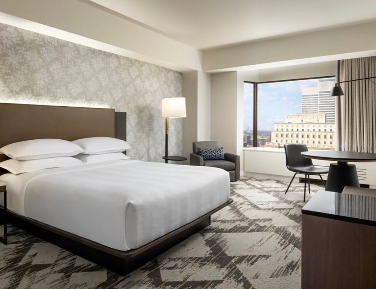FredMoojen's tweet photo. Our coaches this weekend are treated like PROS!
Our coaches are staying at one of the best hotels in Montreal Downtown: @sheratonhotels
We selected the option club for them so they have access to the 37th floor as VIP guests.
#sheraton #VIP #partners #RMCombine #RMShowcase https://t.co/tOX367QOg1