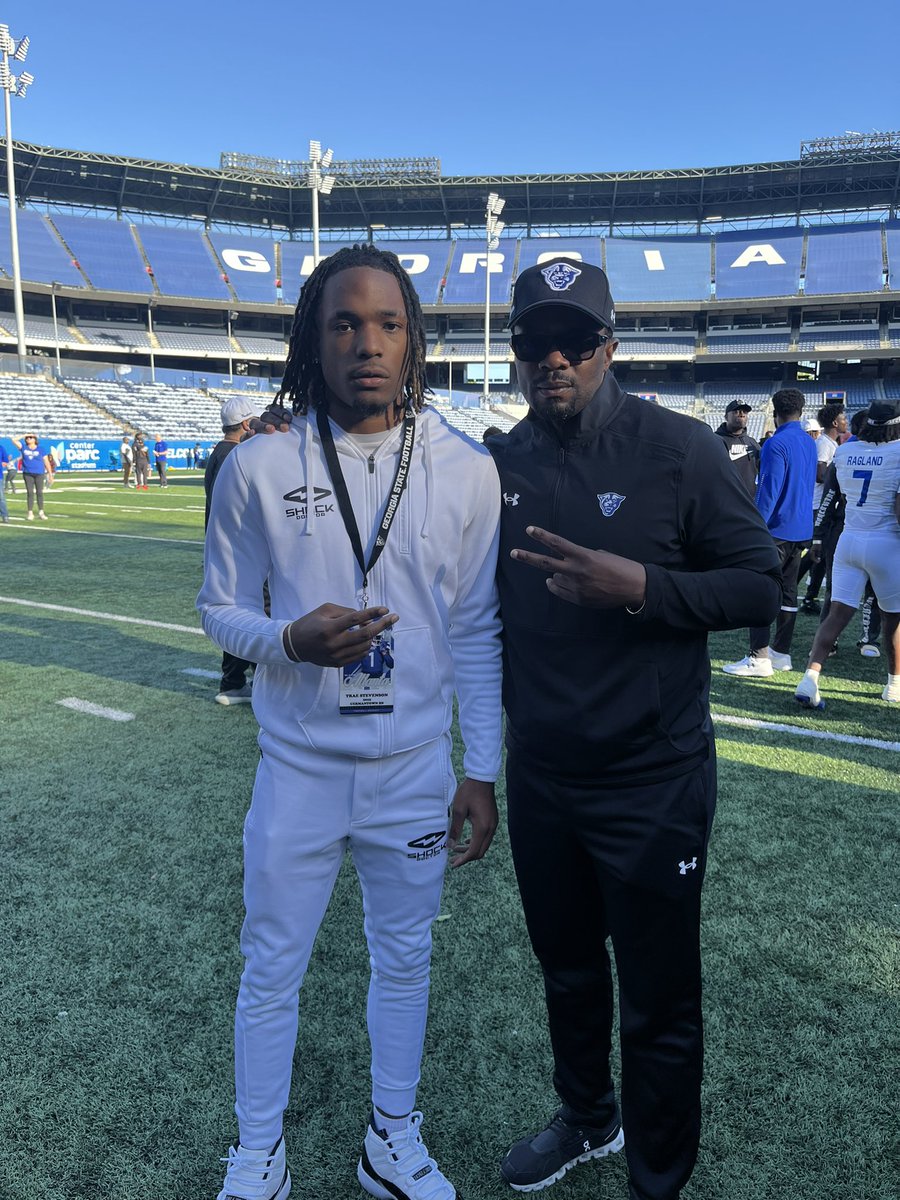 Enjoyed my visit in the A at Georgia State🔵⚪️@Dameyunecraig16 @karipruitt_ @GeorgiaStateFB @GHSMavericks @DAWGHZERECRUITS @BHoward_11 @ShedrickMckenz2 @charlieshearer @RWi11iams