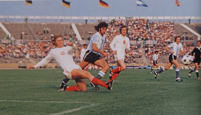 #MarioKempes Polonia v #Argentina 1974 
World Cup  #WC1974 #NoDigaGolDigaKempes