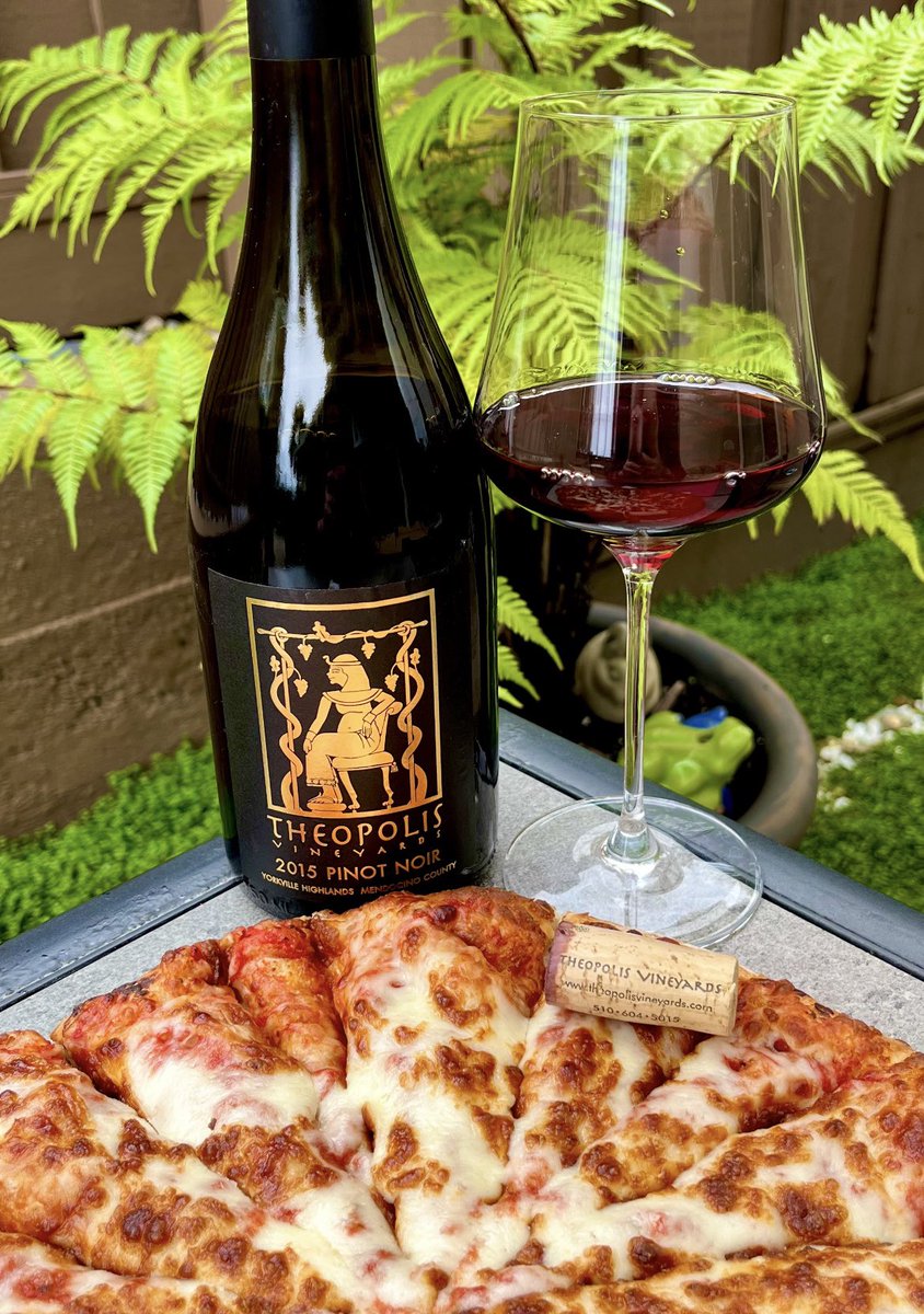 #PizzaFriday with a @TheopolisV pinot noir from @mendowine. It’s displaying aromas of black cherry, potpourri and funky mushroom with flavors of black raspberry, cinnamon and black tea. Enjoy your weekend. @boozychef @jflorez @grapelive @AskRobY @Kerryloves2trvl @Wine4Frida
