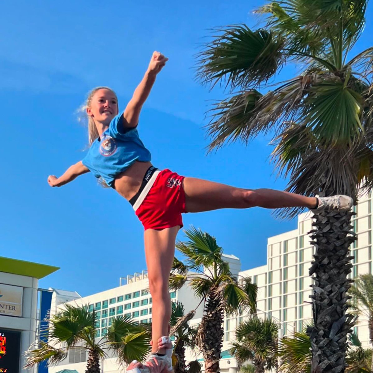 LGHS CHEERLEADING tweet media