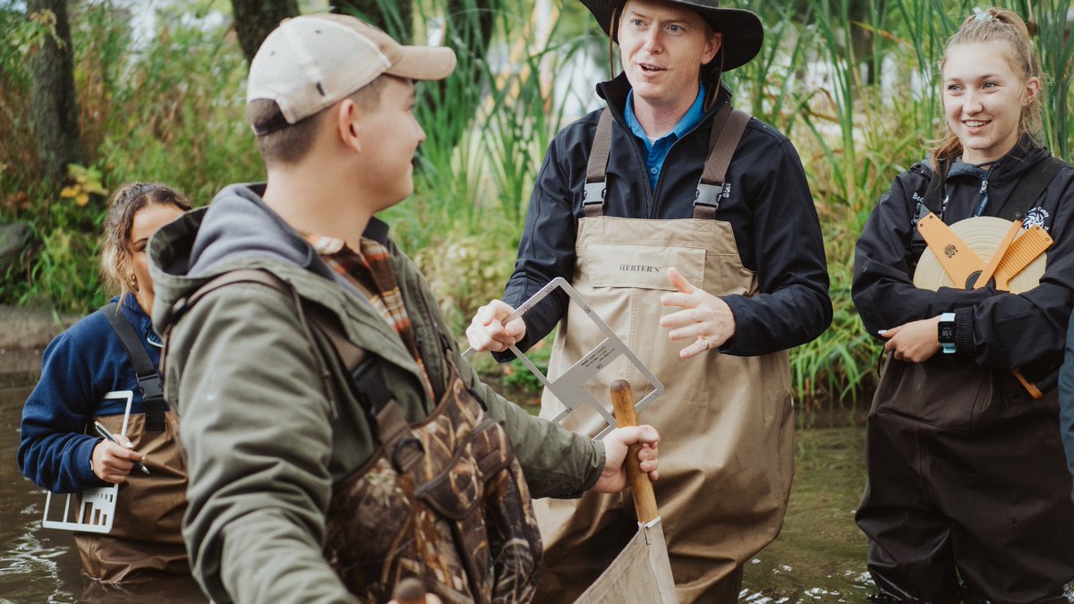 Grace College is the best college for environmental science! But don't just take our word for it; find out what sets our program apart here: go.grace.edu/BestEnvironmen… #EnvironmentalScience #EducationalExcellence #JoinTheG #LearnWithGrace