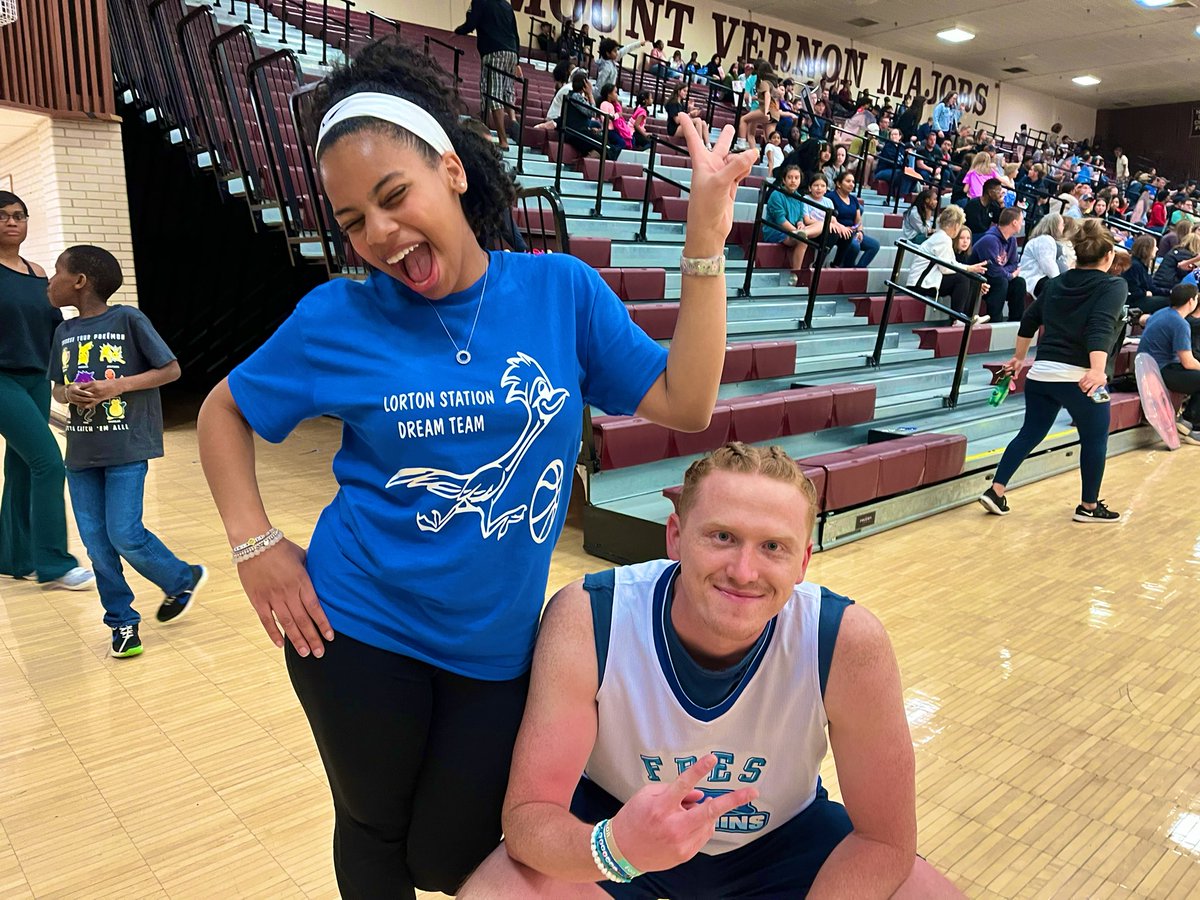 Ms. Henderson tweet media