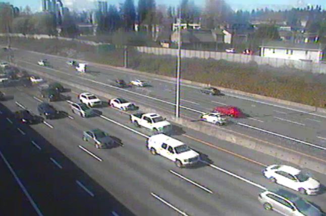 ⚠️#BCHwy1  Eastbound vehicle incident has the  left lane blocked at Brunette Ave. There is also a vehicle on the left shoulder 500m west of this. Crews are  on scene. Please pass with caution. Expect delays as emergency crews arrive. #BurnabyBC #Coquitlam