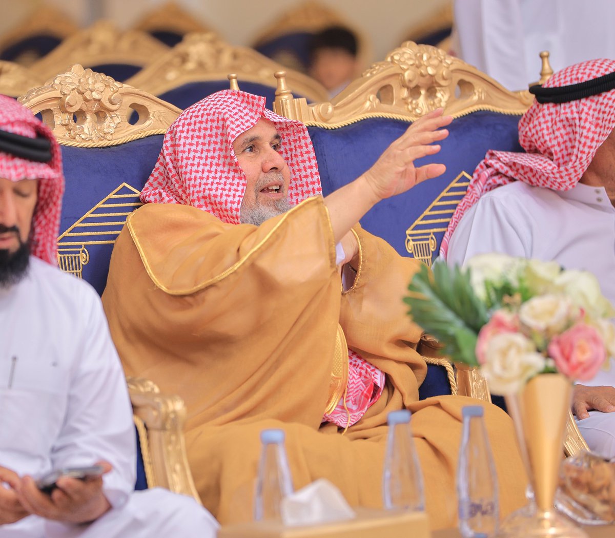 ملتقى الفريدات tweet media