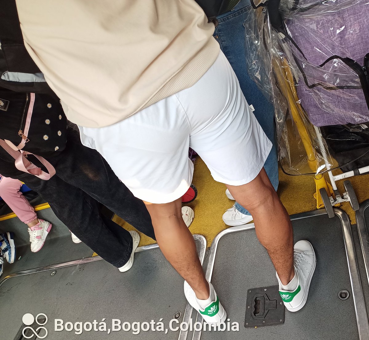 Dilan_Act's tweet photo. #Viernes de #SexParche en #bogotagay
Lo que uno se encuentra en #TransmiGay
Quien se anima panir a jugar? https://t.co/JmxjwVgPzG