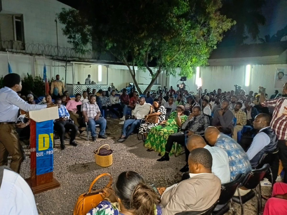 Authentik_cd's tweet photo. La Dynamique Progressiste de l'opposition conduite par Constant Mutamba annonce qu'elle va présenter sa candidature au poste de l'opposition au sein du Bureau de l'Assemblée Nationale. Elle marque sa disponibilité à prendre part au prochain Gouvernement en cas d'ouverture1/2 https://t.co/zktdRMYODC
