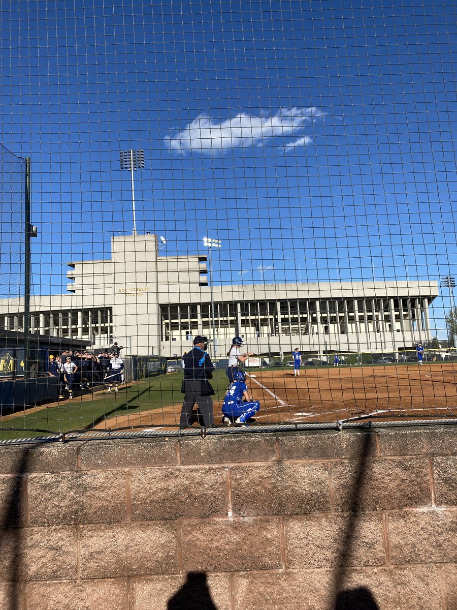 Beautiful Day in Murray, KY to watch some @RacersSoftball #GoRacers 🏇