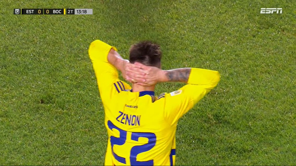 71' UHHHHHHHH! Remate cruzado de #Zenon y NO LLEGÓ #CAVANI.